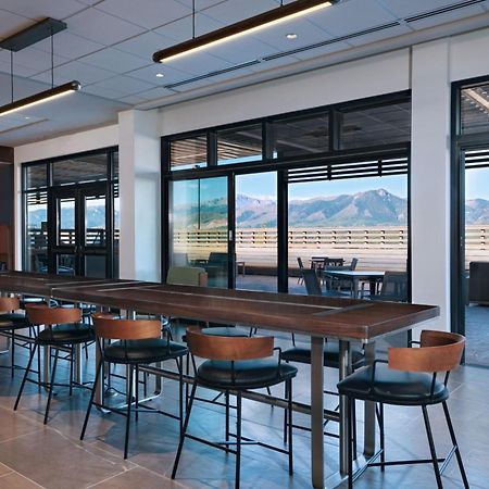 Courtyard By Marriott Colorado Springs North, Air Force Academy Hotel Bagian luar foto