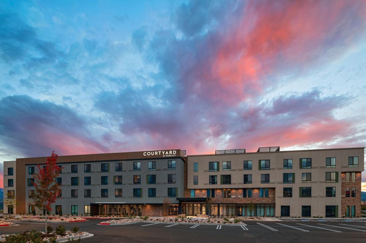 Courtyard By Marriott Colorado Springs North, Air Force Academy Hotel Bagian luar foto