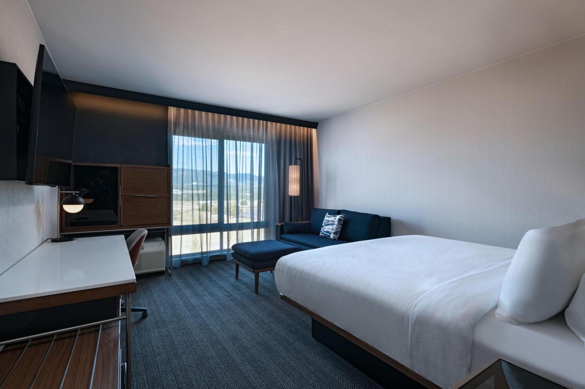 Courtyard By Marriott Colorado Springs North, Air Force Academy Hotel Bagian luar foto