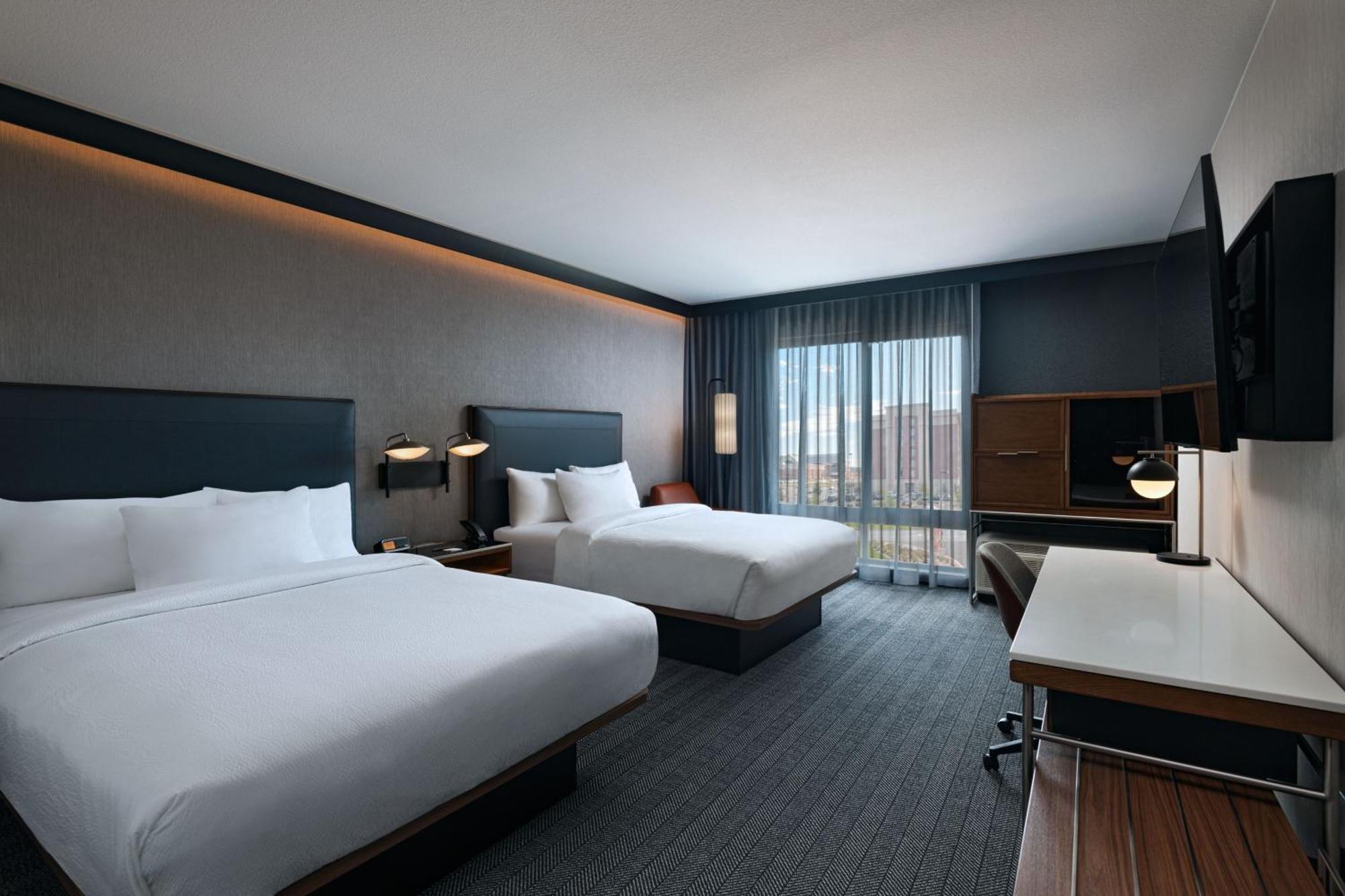 Courtyard By Marriott Colorado Springs North, Air Force Academy Hotel Bagian luar foto